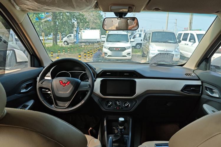 Used Wuling Hongguang 2021 1.5L Facelift S Comfort Version Hydraulic Power Steering LAR Center Console