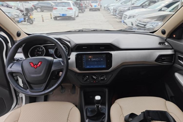 Used Wuling Hongguang 2021 1.5L Facelift S Comfort Version Hydraulic Power Steering LAR Center Console
