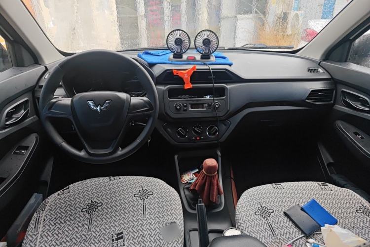 Used Wuling Hongguang 2021 1.5L S Base Version LAR Center Console