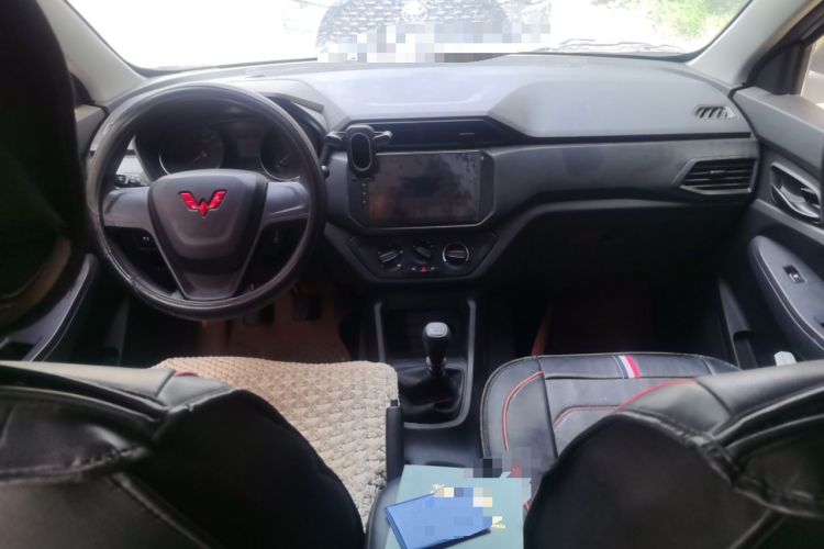 Used Wuling Hongguang 2021 1.5L Revised S Base Version with Electric Power Steering LAR Center Console