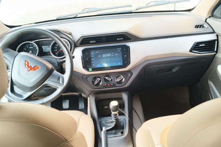 Used Wuling Hongguang 2021 1.5L Facelift S Comfort Version Hydraulic Power Steering LAR Center Console