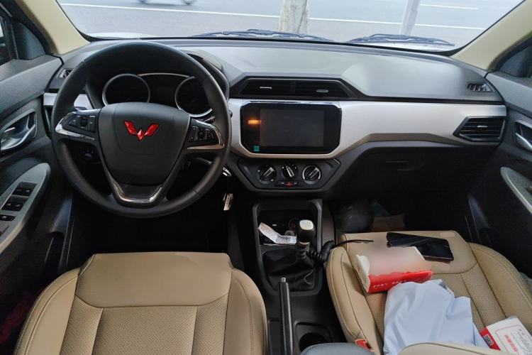 Used Wuling Hongguang 2021 1.5L Facelift S Comfort Version Hydraulic Power Steering LAR Center Console