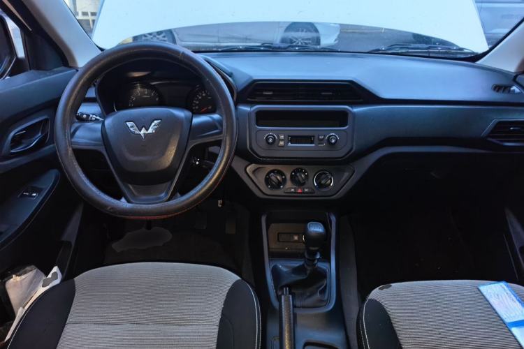 Used Wuling Hongguang 2021 1.5L Revised S Standard Version with Electric Power Steering LAR Center Console