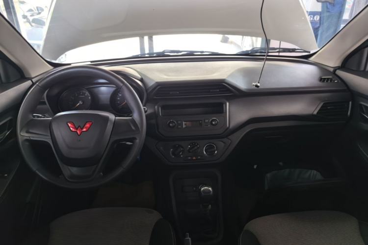 Used Wuling Hongguang 2021 1.5L Revised S Base Version with Electric Power Steering LAR Center Console