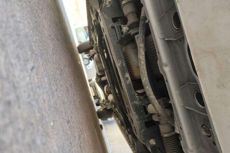 Used Wuling Hongguang 2021 1.5L Revised S Standard Version Hydraulic-Power-Assisted LAR Chassis Front