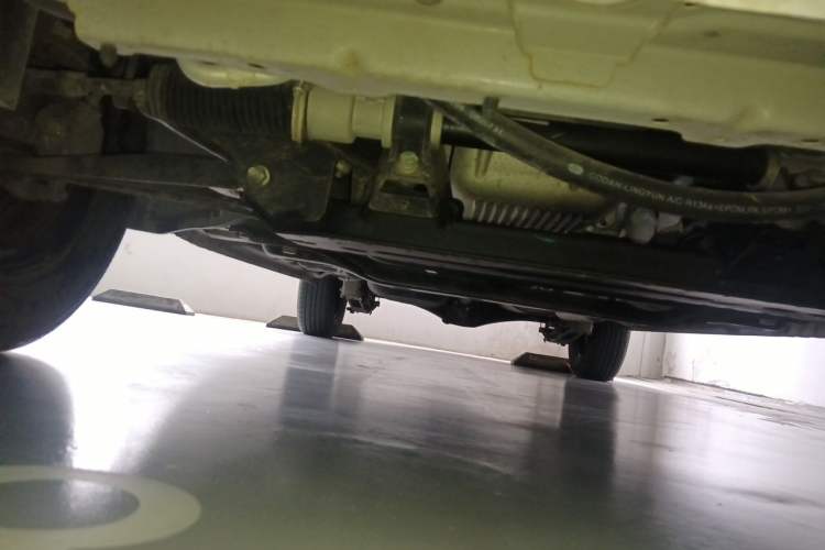 Used Wuling Hongguang 2021 1.5L Revised S Standard Version with Electric Power Steering LAR Chassis Front