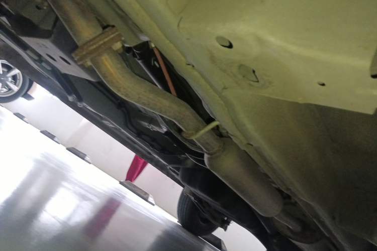Used Wuling Hongguang 2021 1.5L Revised S Standard Version with Electric Power Steering LAR Chassis Front Left