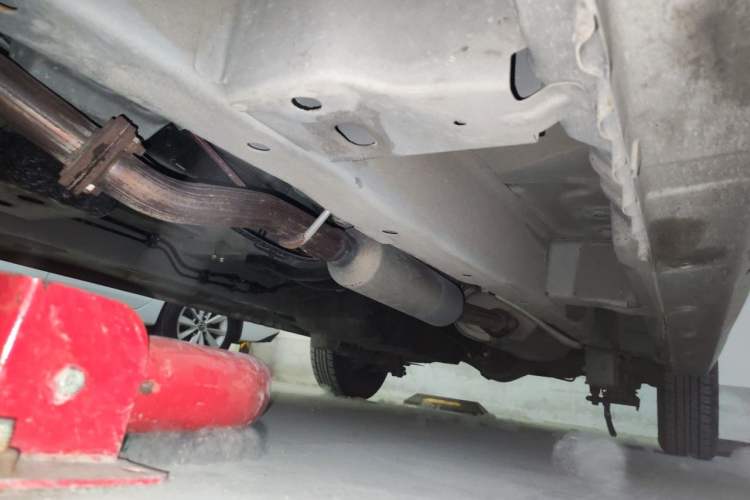 Used Wuling Hongguang 2021 1.5L Revised S Base Version Hydraulic Power Steering LAR Chassis Front Left