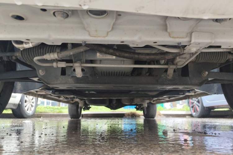 Used Wuling Hongguang 2021 1.5L Facelifted S Comfort Version with Electric Power Steering LAR Chassis Front