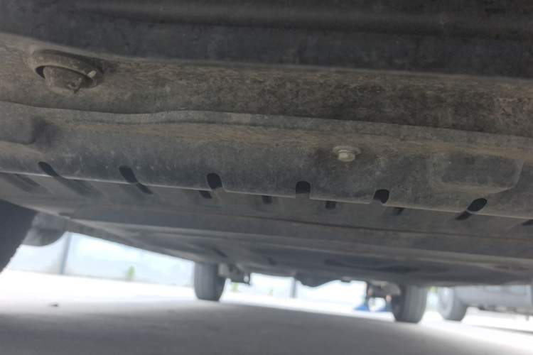 Used Wuling Hongguang 2021 1.5L Revised S Base Version Hydraulic Power Steering LAR Chassis Front