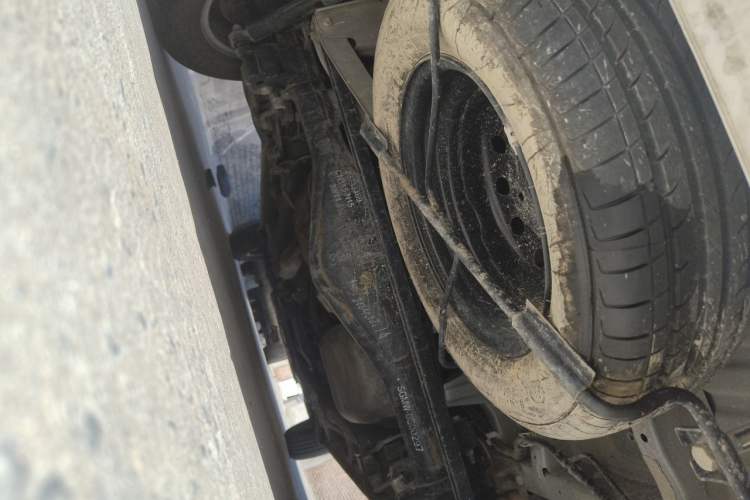 Used Wuling Hongguang 2021 1.5L Revised S Standard Version Hydraulic-Power-Assisted LAR Chassis Rear