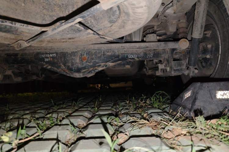 Used Wuling Hongguang 2021 1.5L Revised S Standard Version Hydraulic-Power-Assisted LAR Chassis Rear