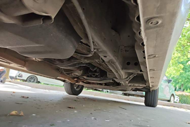 Used Wuling Hongguang 2021 1.5L Revised S Standard Version Hydraulic-Power-Assisted LAR Chassis Rear Right