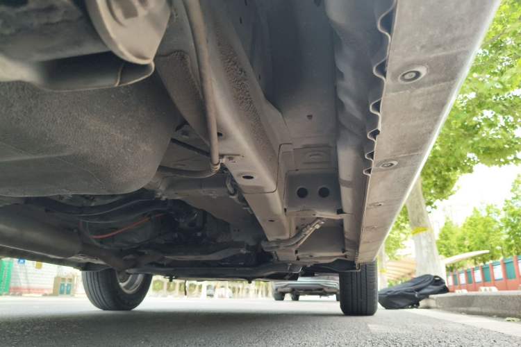 Used Wuling Hongguang 2021 1.5L Revised S Standard Version Hydraulic-Power-Assisted LAR Chassis Rear Right