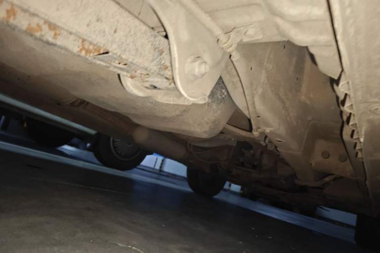 Used Wuling Hongguang 2021 1.5L S Standard Version LAR Chassis Rear Right