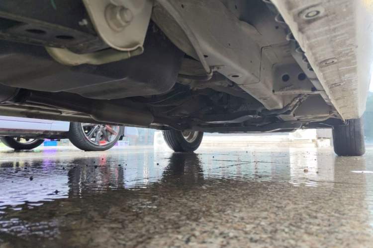 Used Wuling Hongguang 2021 1.5L Facelifted S Comfort Version with Electric Power Steering LAR Chassis Rear Right