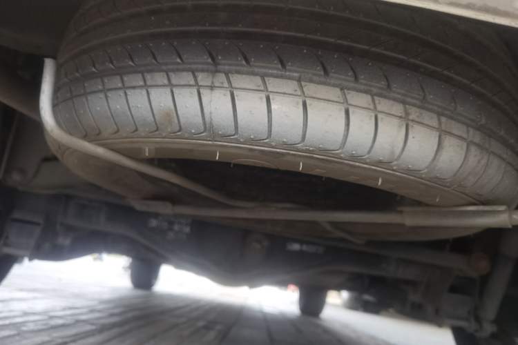 Used Wuling Hongguang 2021 1.5L Revised S Standard Version Hydraulic-Power-Assisted LAR Chassis Rear