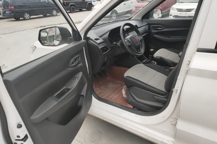 Used Wuling Hongguang 2021 1.5L Revised S Base Version with Electric Power Steering LAR Driver Seat