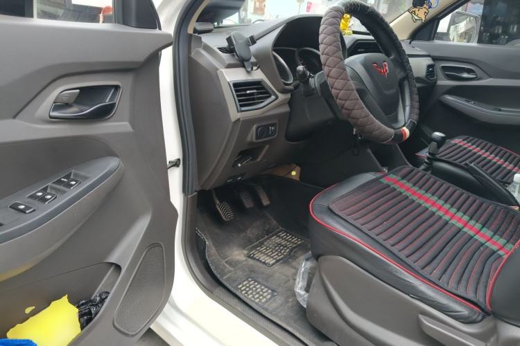 Used Wuling Hongguang 2021 1.5L S Comfort Edition LAR Driver Seat