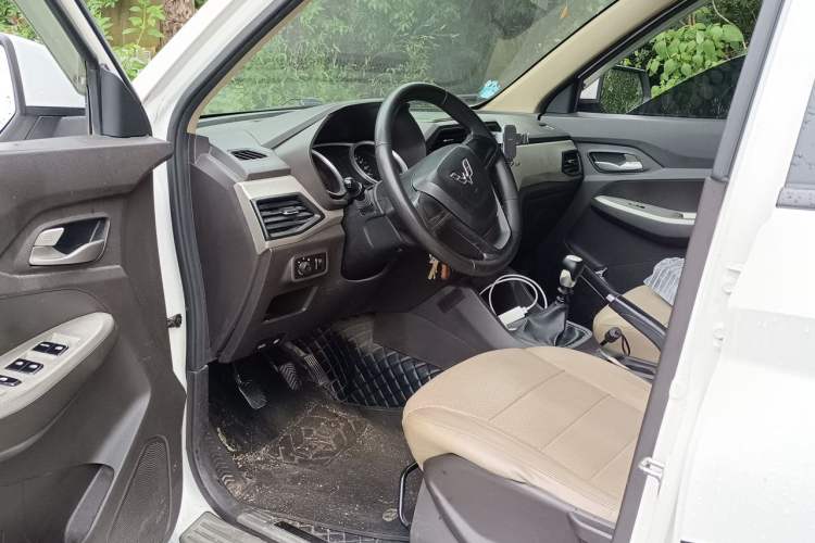 Used Wuling Hongguang 2021 1.5L S Comfort Edition LAR Driver Seat