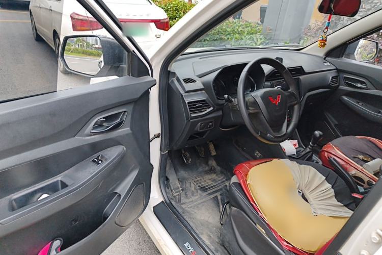 Used Wuling Hongguang 2021 1.5L Revised S Base Version with Electric Power Steering LAR Driver Seat