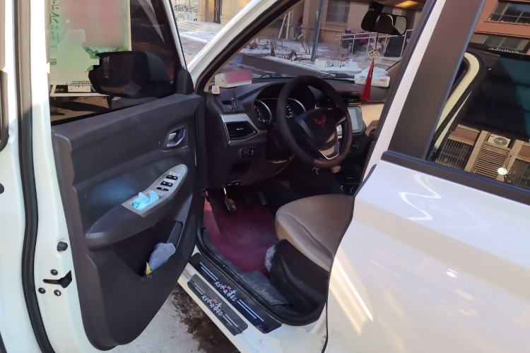 Used Wuling Hongguang 2021 1.5L S Comfort Edition LAR Driver Seat