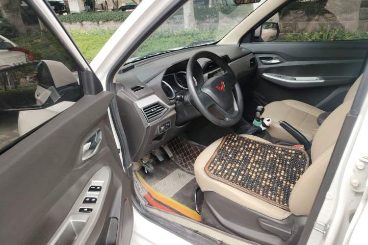 Used Wuling Hongguang 2021 1.5L Facelift S Comfort Version Hydraulic Power Steering LAR Driver Seat
