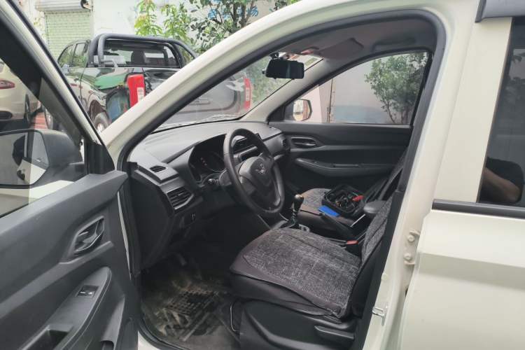 Used Wuling Hongguang 2021 1.5L S Base Version LAR Driver Seat