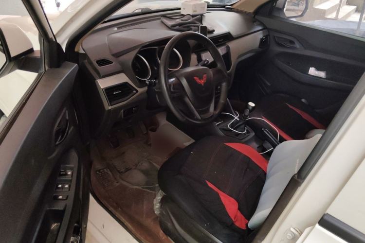Used Wuling Hongguang 2021 1.5L Revised S Base Version with Electric Power Steering LAR Driver Seat
