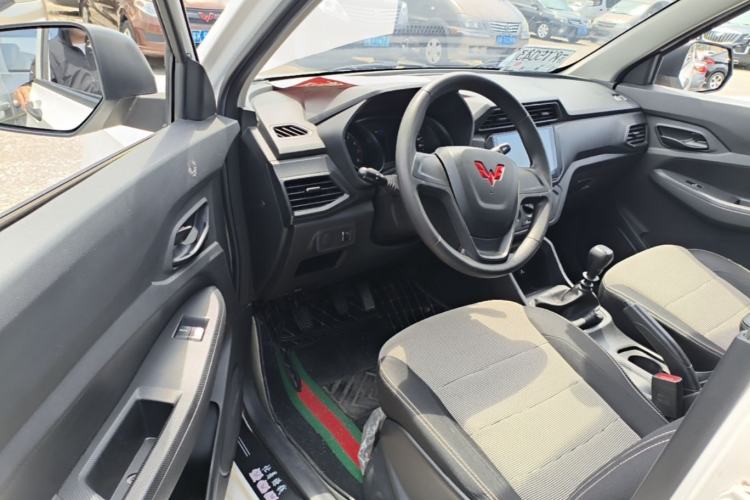 Used Wuling Hongguang 2021 1.5L Revised S Base Version with Electric Power Steering LAR Driver Seat