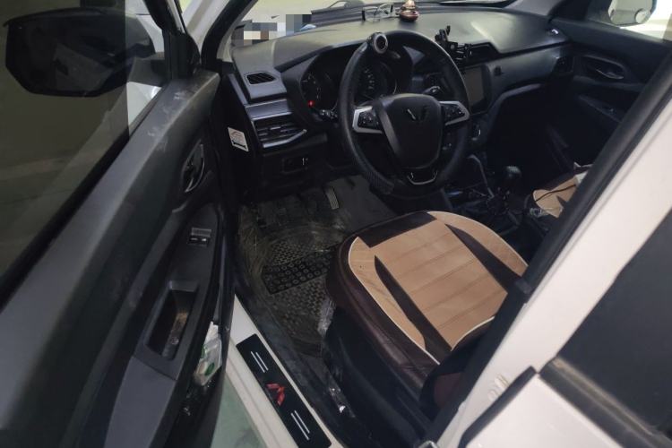 Used Wuling Hongguang 2021 1.5L Revised S Base Version Hydraulic Power Steering LAR Driver Seat