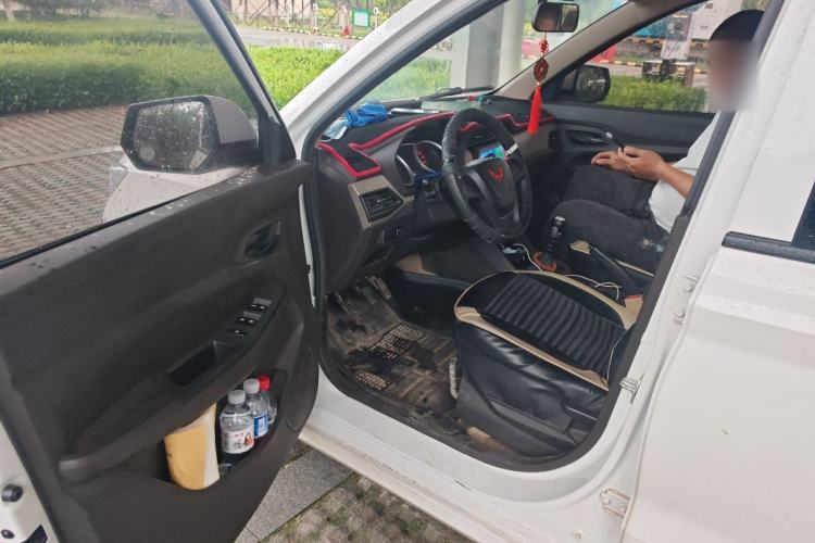Used Wuling Hongguang 2021 1.5L S Comfort Edition LAR Driver Seat