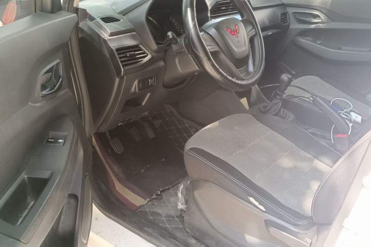 Used Wuling Hongguang 2021 1.5L S Base Version LAR Driver Seat