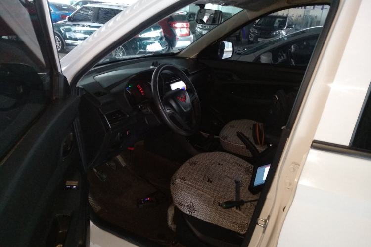 Used Wuling Hongguang 2021 1.5L Revised S Base Version with Electric Power Steering LAR Driver Seat