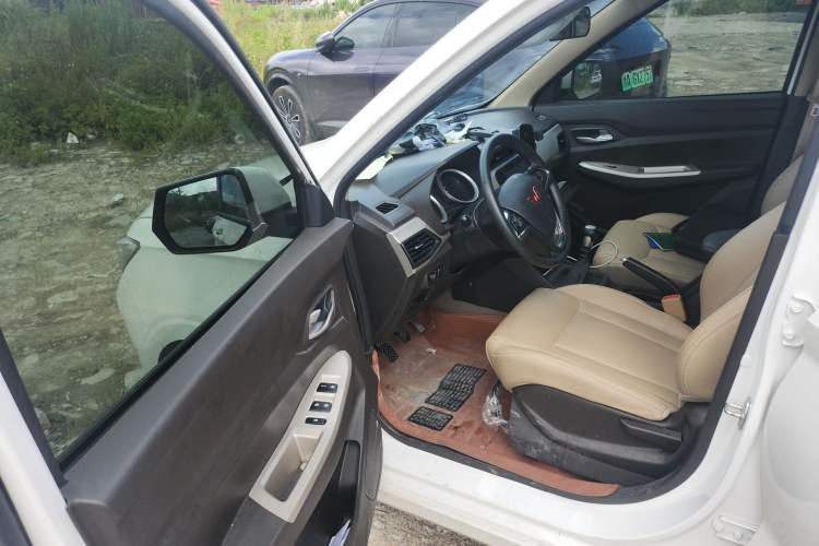 Used Wuling Hongguang 2021 1.5L S Comfort Edition LAR Driver Seat