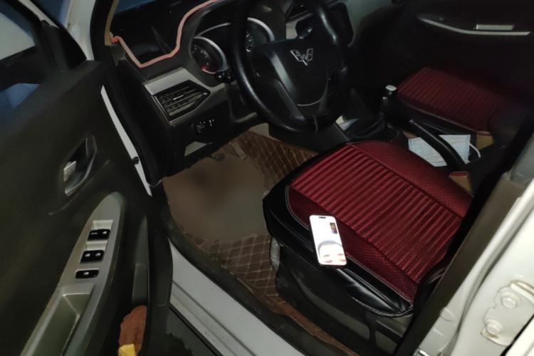 Used Wuling Hongguang 2021 1.5L S Comfort Edition LAR Driver Seat