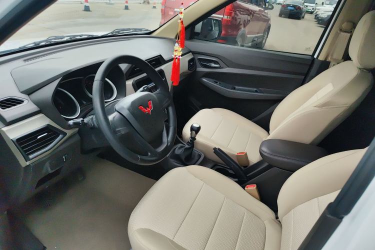 Used Wuling Hongguang 2021 1.5L Revised S Standard Version with Electric Power Steering LAR Driver Seat