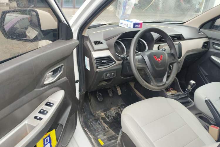 Used Wuling Hongguang 2021 1.5L Facelifted S Comfort Version with Electric Power Steering LAR Driver Seat