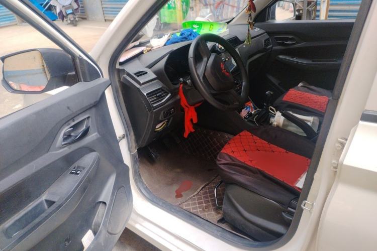 Used Wuling Hongguang 2021 1.5L Revised S Base Version with Electric Power Steering LAR Driver Seat