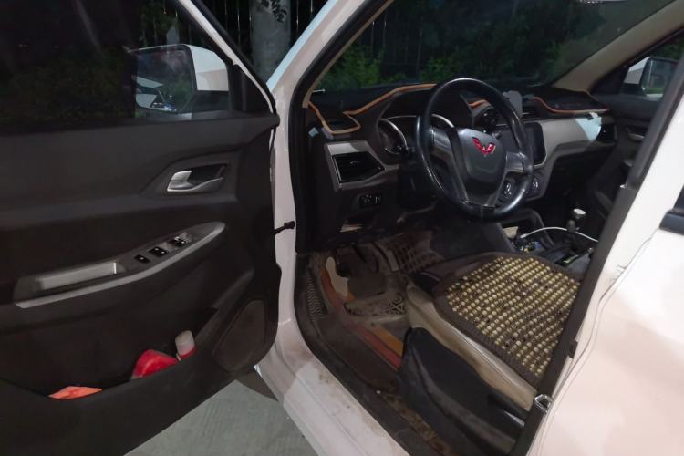 Used Wuling Hongguang 2021 1.5L Facelifted S Comfort Version with Electric Power Steering LAR Driver Seat