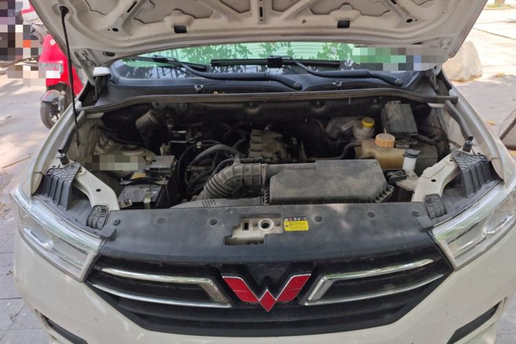 Used Wuling Hongguang 2021 1.5L Revised S Standard Version with Electric Power Steering LAR Engine Bay