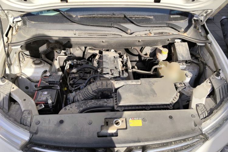 Used Wuling Hongguang 2021 1.5L S Standard Version LAR Engine Bay