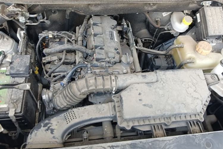 Used Wuling Hongguang 2021 1.5L Revised S Standard Version Hydraulic-Power-Assisted LAR Engine Bay