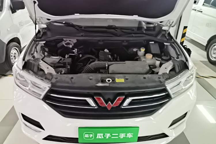 Used Wuling Hongguang 2021 1.5L Facelifted S Comfort Version with Electric Power Steering LAR Engine Bay