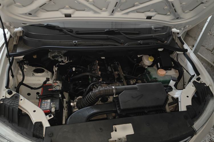 Used Wuling Hongguang 2021 1.5L Revised S Standard Version with Electric Power Steering LAR Engine Bay