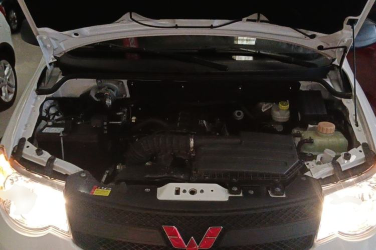 Used Wuling Hongguang 2021 1.5L Revised S Base Version with Electric Power Steering LAR Engine Bay