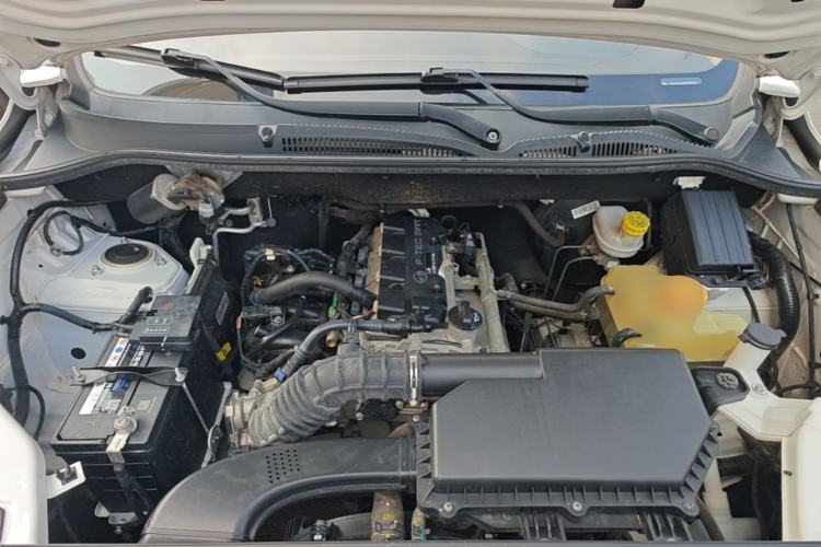 Used Wuling Hongguang 2021 1.5L Revised S Standard Version with Electric Power Steering LAR Engine Bay