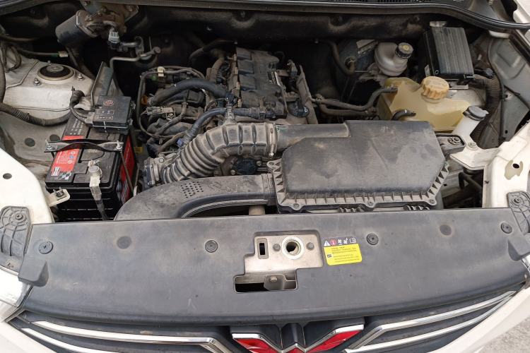Used Wuling Hongguang 2021 1.5L S Comfort Edition LAR Engine Bay