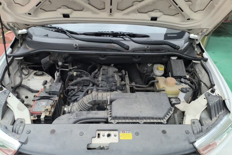Used Wuling Hongguang 2021 1.5L S Base Version LAR Engine Bay
