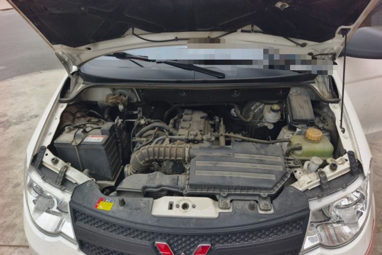 Used Wuling Hongguang 2021 1.5L S Base Version LAR Engine Bay